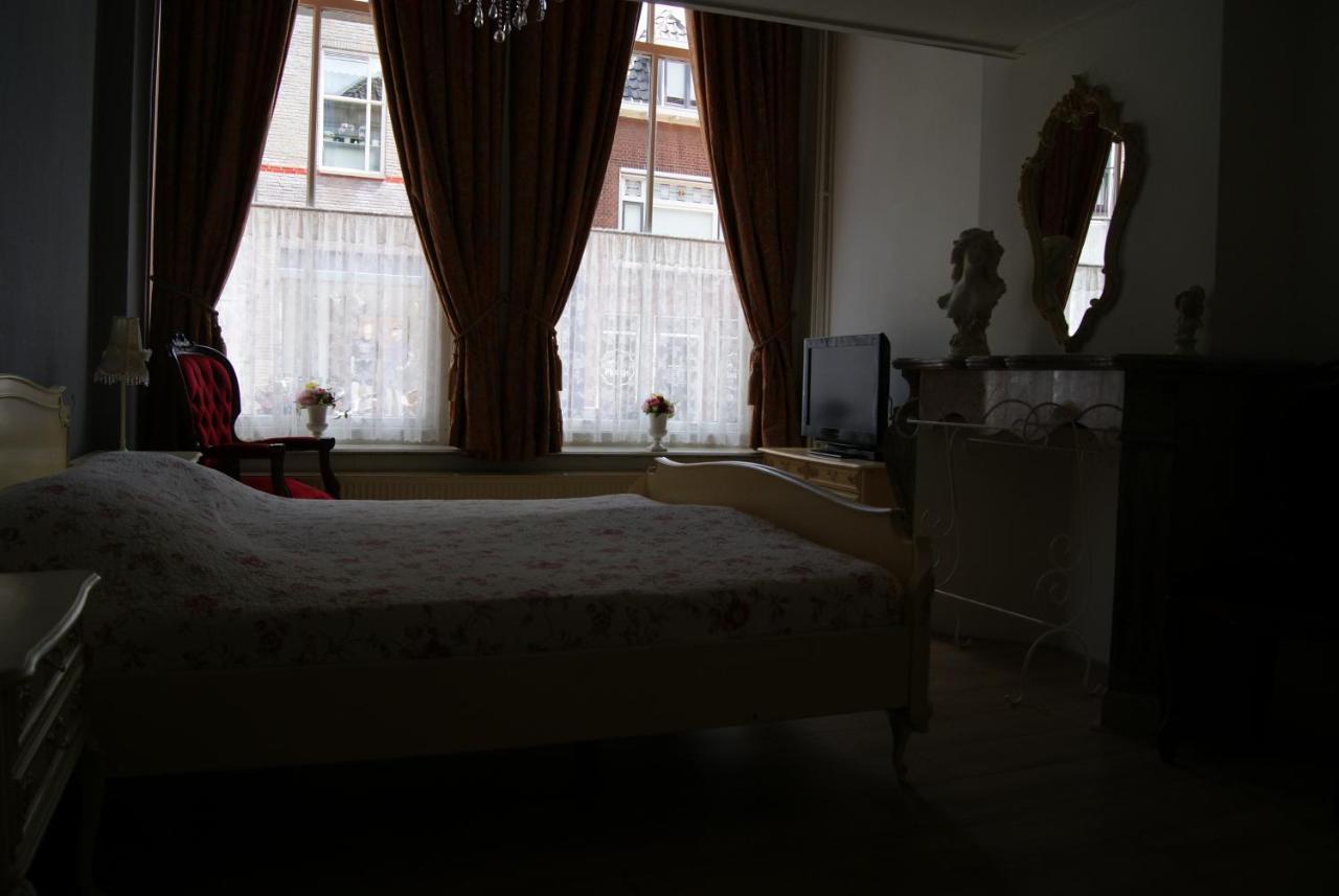 Bed and Breakfast De Zevenster "Gevestigd Aan De Winkelstraat" Kampen Exterior foto