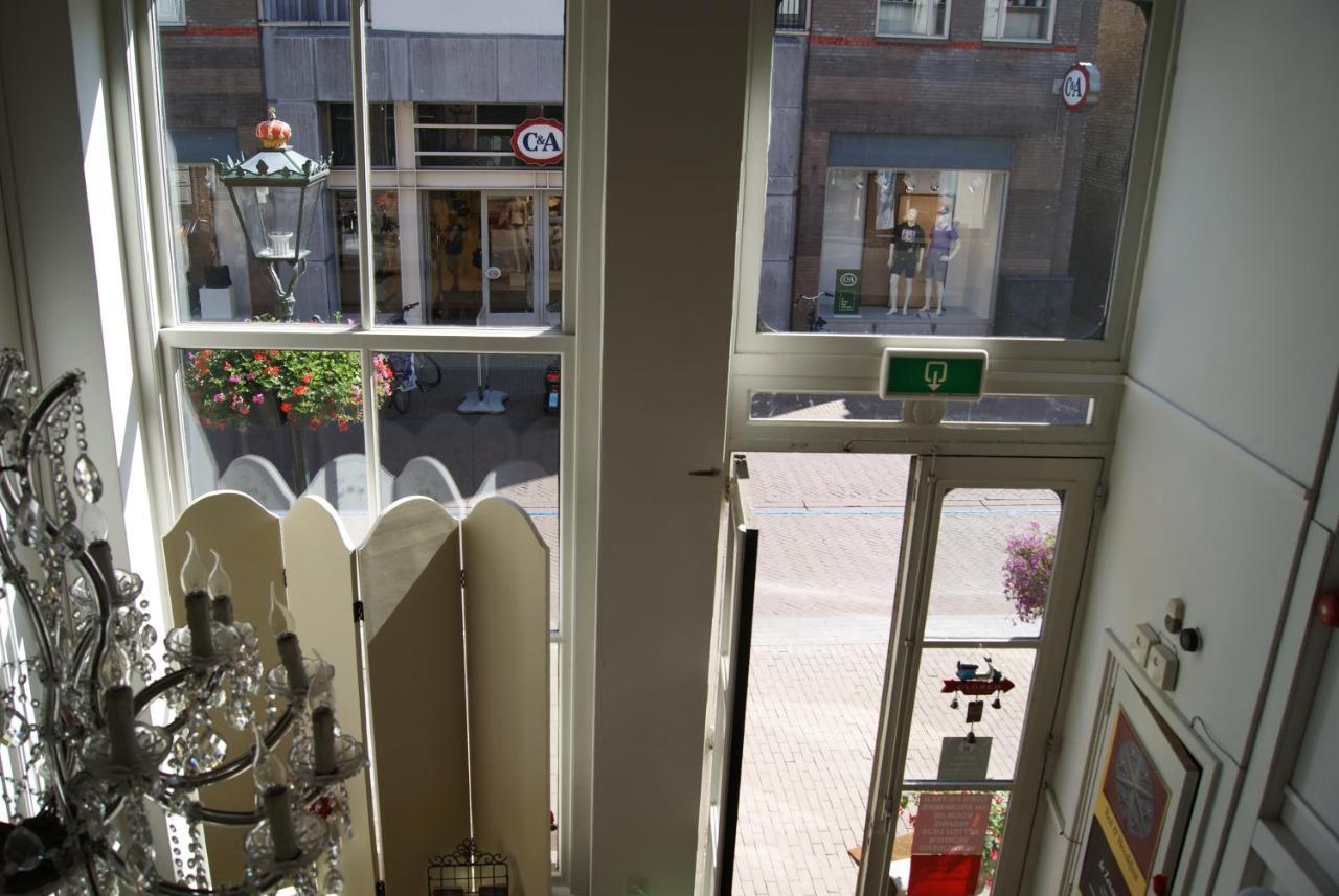Bed and Breakfast De Zevenster "Gevestigd Aan De Winkelstraat" Kampen Exterior foto
